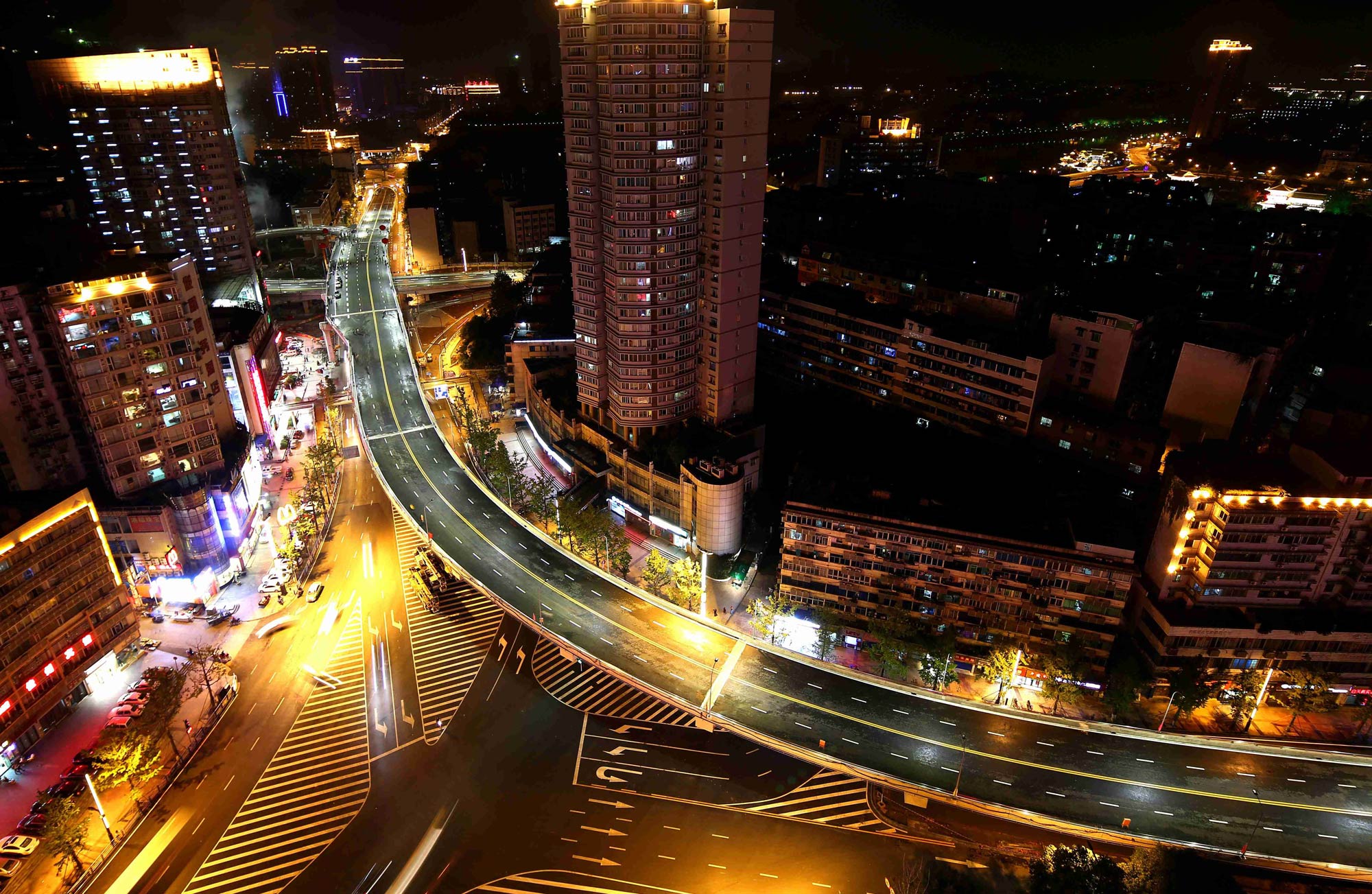 959fb3d71fb0bf37acb1e7b8d760e07c